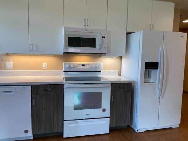 $1,949 / 1br - 867ft2 - LOOK--- New Building --- 1 bedroom APT! --ALL  UTILITIES INCLUDED!!! (83 Hanover St Manchester NH)63931654153346123