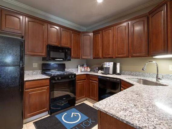 $1,239 / 2br - 900ft2 - Volleyball Court, A Must See, Pool, Playground63953482080259120