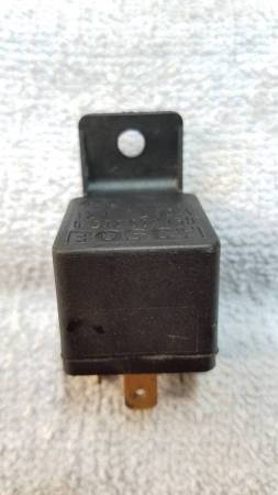 Bosch Relay 0332014150 12 volt 30 amp fuel pump fog light 1