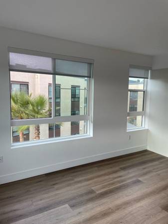 $3,511 / 1br - 712ft2 - Dreaming Of Holidays and Beyond By The Beach? (Carlsbad Village, Encinitas, Oceanside)63865931761923124
