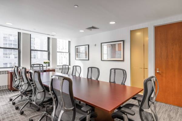 Reconfigure seating, tech & layout – make it yours 1