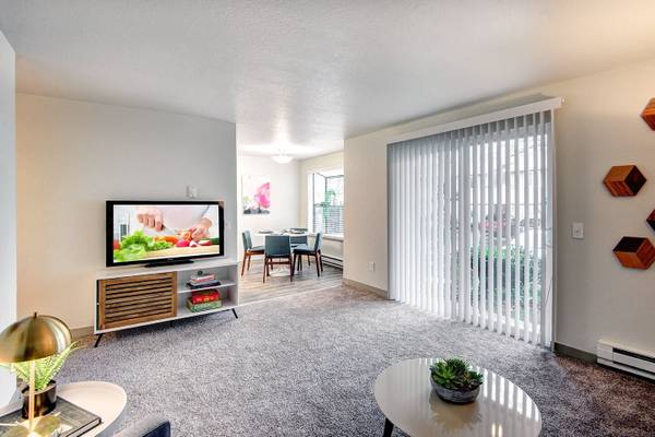 $1,999 / 2br - 816ft2 - Dog Wash, Wood Cabinetry, 2 bedroom (9860 Bushlac Lane Northwest, Silverdale, WA)63814736138371123