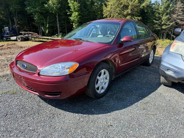 2007 Ford Taurus SEL 1