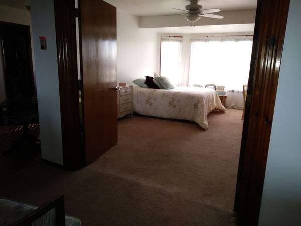 $600 / 1100ft2 - Room For Rent Nice house Lake View (Kimberling City)63754835214465123