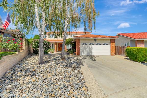 $1,949,950 / 5br - 2145ft2 - Vibrant, prime-location neighborhood in Cambrian! (san jose west)63682779038211120