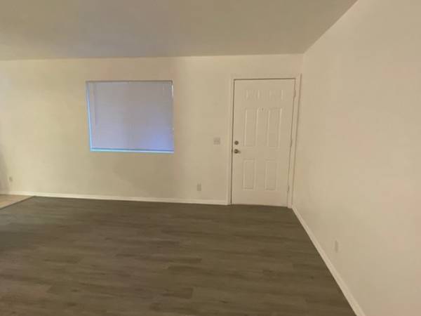 $925.00 / 1br - 700ft2 - Spacious 1 bedroom in Bullhead City ready to be called home!63618564418179121