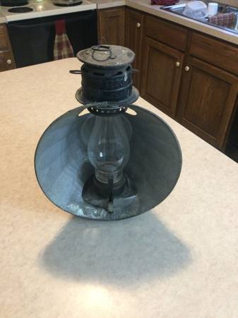 Dietz #30 Beacon railroad lantern 1