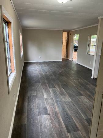 $1200.00 / 3br - Spacious 3 Bed/1.5 Bath Unit in Lake Butler, FL - Available 09/01 - $163823035385473120