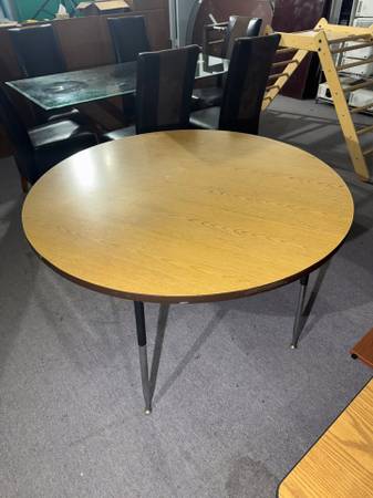 Round School Table 1