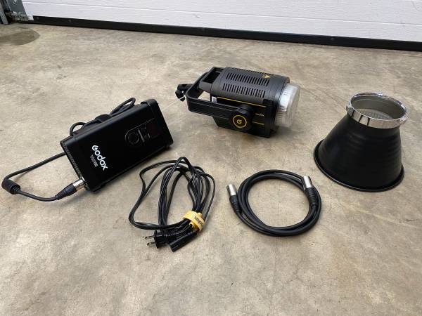 Godox VL150 LED Video Light 1