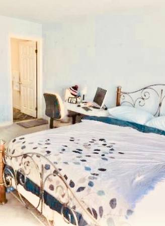 $1,900 / 1br - 500ft2 - Bright Masterbedroom w/ Priv Bath on 22nd Ave -12/21st (inner sunset / UCSF)63785429905921120