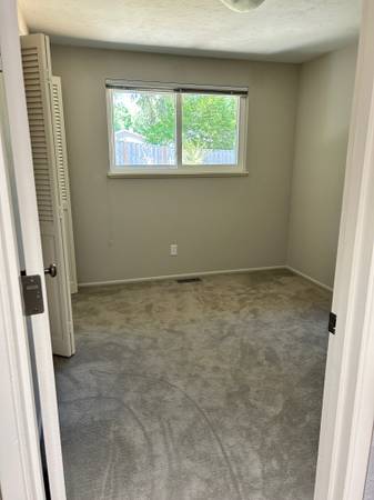 $800 / 4br - 84ft2 - Habitación privada en casa espaciosa - Noroeste de Corvallis63624759992321122