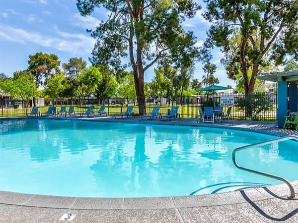 $1,750 / 3br - 1080ft2 - Corn Hole, Bocce Ball. Fire Pits, Hammocks, Fenced Back Yards (Goodyear)64024996917123122