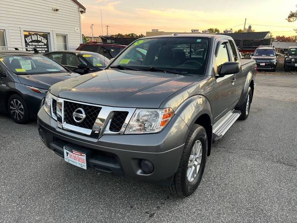 2016 NISSAN FRONTIER 4x4 4 puertas CABINA KING 6,1 pies, 4.0L V6, EQUIPADA CON CÁMARA DE REVERSA - $21.995 (Lowell MA 978-761-5843)63469900985091121