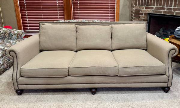 Bernhardt sofa 1