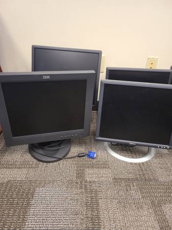 Computers Monitors with cables for Sale 1