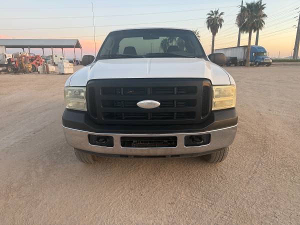 Ford F-250 Reg Cab 4x4 Diesel 2006 *66 mil millas* - $14 800 (Buckeye)63470414072963123
