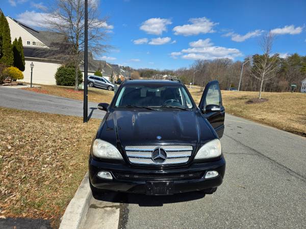Mercedes-Benz M-Class 2005 - $4,000636163063787531222