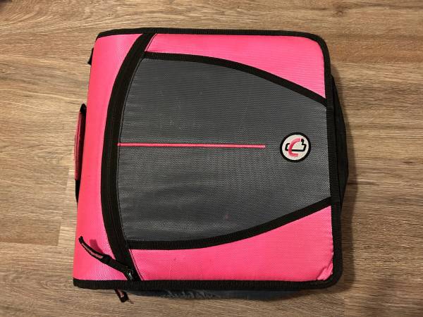 Pink Zippered Binder - $5 (Mill Creek / Bothell / S. Everett)63470799875073120