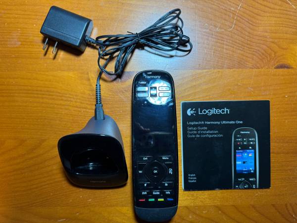 Logitech Harmony Ultimate Remote 1