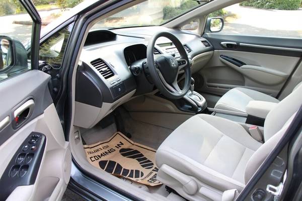 2009 Honda Civic Hybrid 1-owner - $6,995 (Best Prices at Richs Car Corner)63477342729601124
