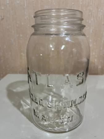 Vintage Atlas Strong Shoulder Mason Jar - Quart Size (No Lid) 1