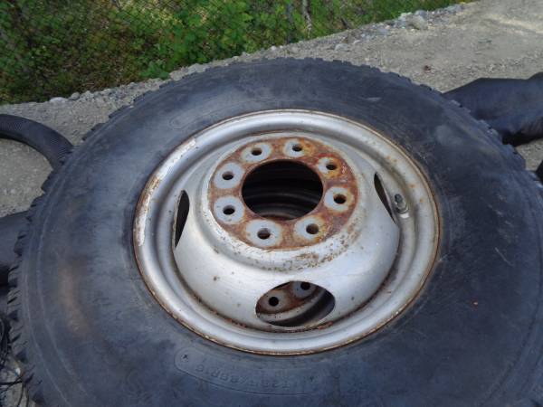 16 inch Chevrolet wheels 1