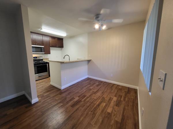 2Bedroom 1Bath $2,395 1