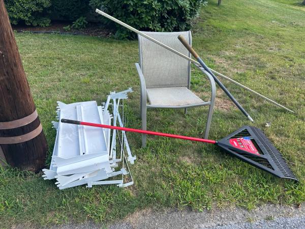 SCRAP METAL - FREE 1