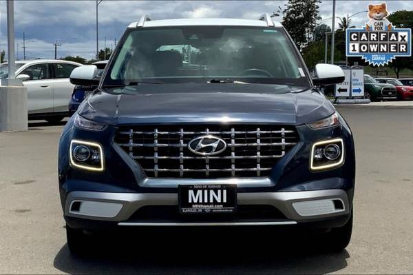 2022 Hyundai VENUE Limited - $16,995 (_Hyundai_ _VENUE_ _Sedan_)63617667700483122