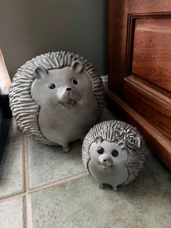 Garden Statues Accessories 1