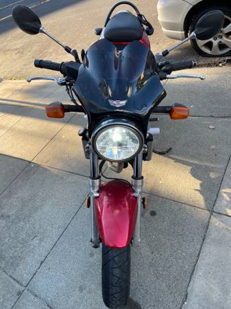 ► 2001 Suzuki SV650 Red / Exercise equipment - $3,000 (Daly City / SF)63471230531073123
