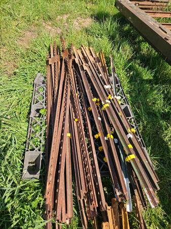 FENCE POSTS 1