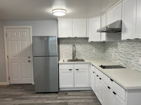 $900 / 1br - 1 Bd/ 1 Office / 1Ba available now (richmond / seacliff)63888990777217121