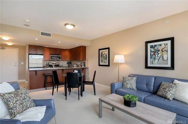 $1,900 / 1br - 751ft2 - Amplio y luminoso de 1 habitación/1 baño (Seattle)63786613691139120