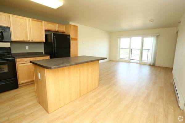 $1,135 / 1br - 701ft2 - Private Balcony, Dishwasher, Controlled Entry (301 2nd Street East, Williston, ND)63830274732033122