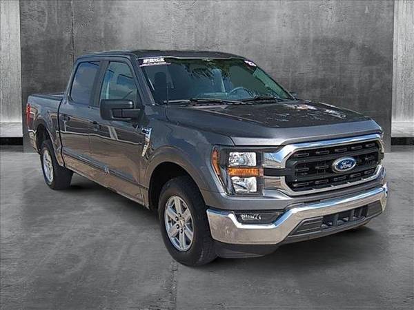 Camioneta Ford F-150 F150 2023 XLT Crew Cab - $32,797 (Llame al *(281) 853-8330* para confirmar disponibilidad al instante)63617016413313122