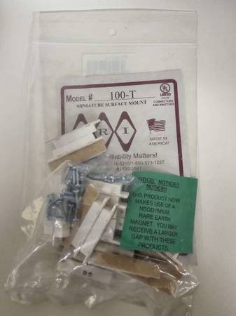 Brand New - GRI 100-T Miniature Surface Mount Switch Sets With Tool in White 1