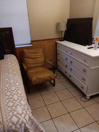 $700 1 Room for rent (Hallandale)63825131430145121