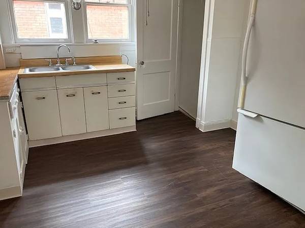 $755 / 2br - Bright 2 Bedroom, 1 Bath Apartment Stylish & Cozy!! (Pittsburgh, PA)64013203142273121