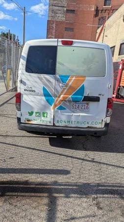 2015 Nissan NV200SV, pocos kilómetros - $9.950 (Roxbury)63497005907713123