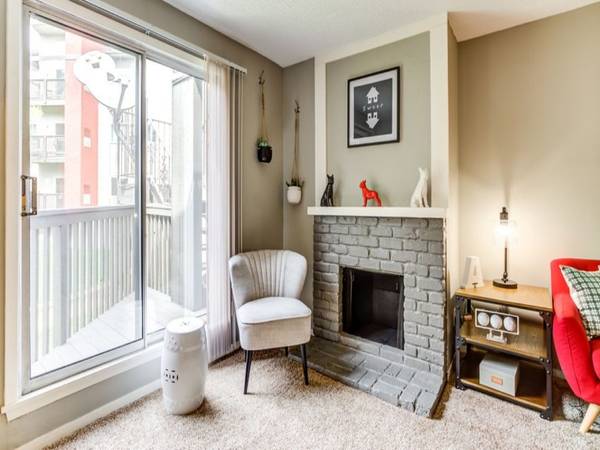 $1,955 / 2br - 1265ft2 - Patio / Balcón Privado, Instalaciones de Lavandería, Cable/Satélite (14030 Chestnut Dr, Eden Prairie, MN)63868697939969122