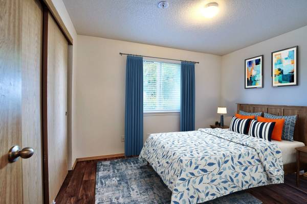 $1,364 / 2br - 725ft2 - Laundry Facility, Covered parking available, Patio or balcony (4290 Addy Street, Washougal, WA)63842022097411122