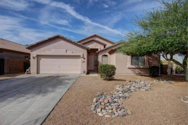 $925 / 1900ft2 - Roommate desired in Beautiful Community (Avondale)64047538478850120