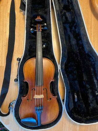 $1,600 14” Strobel MA-105-14 Viola Outfit with Case 1