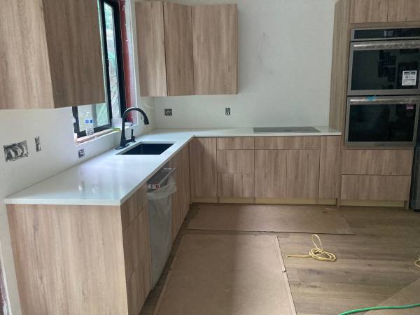 $1,050 / 1br - *Habitación en alquiler (Mathews Beach)63688425420161121