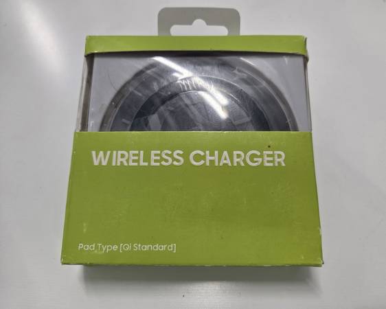 QI Universal Wireless Charger Charging Station Dock Pad 1