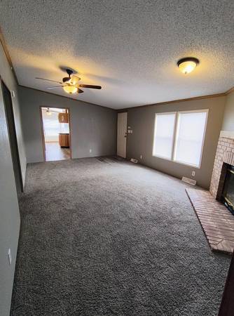 $1,269 / 3br - 1428ft2 - Nice three bedroom two bath (Logansport)64288216686339122