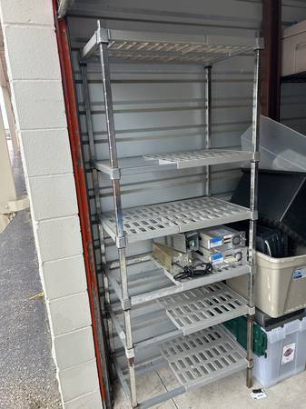 COMMERCIAL RESTAURANT GRADE PLASTIC SHELF METAL AMCO RACK SHELF - SEE 1