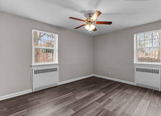 $870 / 1br - 540ft2 - Free Resident Parking, in St. Louis MO, 1BD 1BA (5927 Suson Pl, St. Louis, MO)63924426053635124